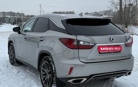 Lexus RX IV рестайлинг, 2017 год, 4 250 000 рублей, 7 фотография