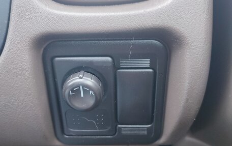 Nissan Sunny B15, 2002 год, 220 000 рублей, 32 фотография