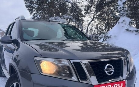 Nissan Terrano III, 2015 год, 1 050 000 рублей, 6 фотография