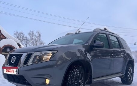 Nissan Terrano III, 2015 год, 1 050 000 рублей, 4 фотография
