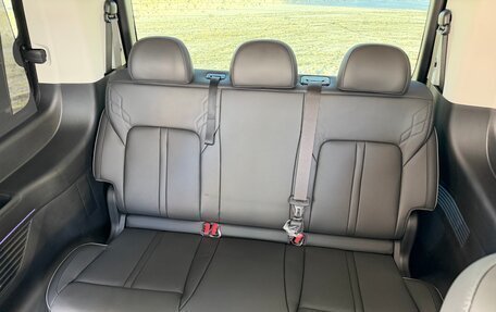 Hyundai Staria, 2024 год, 7 300 000 рублей, 26 фотография