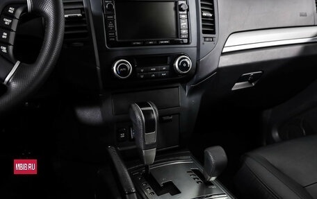 Mitsubishi Pajero IV, 2014 год, 2 449 000 рублей, 13 фотография