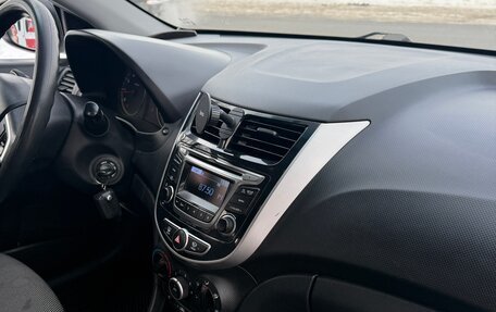 Hyundai Solaris II рестайлинг, 2012 год, 600 000 рублей, 6 фотография