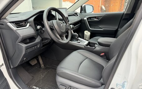 Toyota RAV4, 2022 год, 5 200 000 рублей, 5 фотография