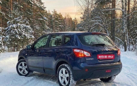 Nissan Qashqai, 2010 год, 990 000 рублей, 2 фотография