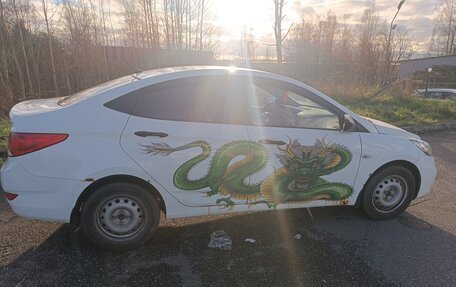 Hyundai Solaris II рестайлинг, 2022 год, 500 000 рублей, 16 фотография