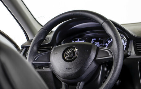 Skoda Rapid I, 2018 год, 1 295 000 рублей, 13 фотография