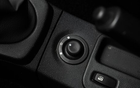 Renault Sandero I, 2013 год, 719 000 рублей, 18 фотография