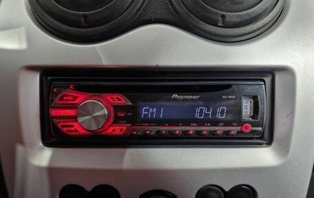 Renault Sandero I, 2010 год, 400 000 рублей, 13 фотография