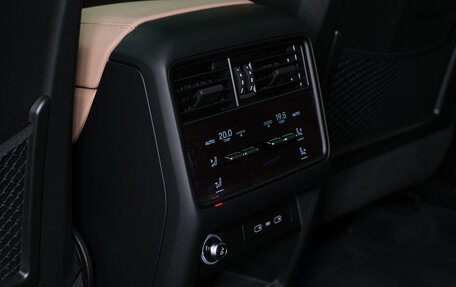 Porsche Cayenne III, 2025 год, 19 150 000 рублей, 25 фотография