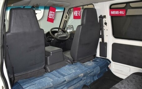 Mazda Bongo IV, 2010 год, 999 000 рублей, 9 фотография