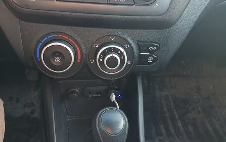 KIA Rio III рестайлинг, 2011 год, 870 000 рублей, 8 фотография