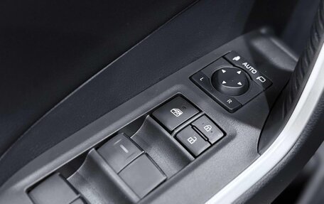 Toyota RAV4, 2025 год, 4 400 000 рублей, 15 фотография