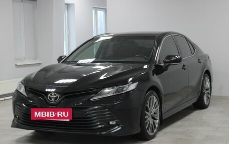 Toyota Camry, 2018 год, 2 669 900 рублей, 3 фотография