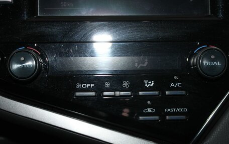 Toyota Camry, 2018 год, 2 669 900 рублей, 15 фотография
