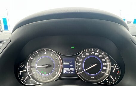 Infiniti QX80 I рестайлинг, 2018 год, 4 200 000 рублей, 15 фотография