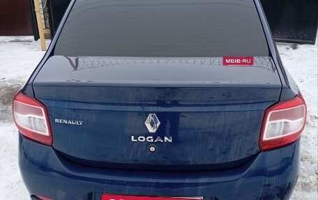 Renault Logan II, 2015 год, 880 000 рублей, 3 фотография