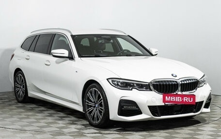 BMW 3 серия, 2019 год, 3 000 000 рублей, 3 фотография