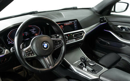 BMW 3 серия, 2019 год, 3 000 000 рублей, 11 фотография