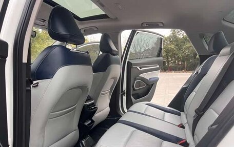 Geely Emgrand, 2022 год, 1 056 125 рублей, 10 фотография