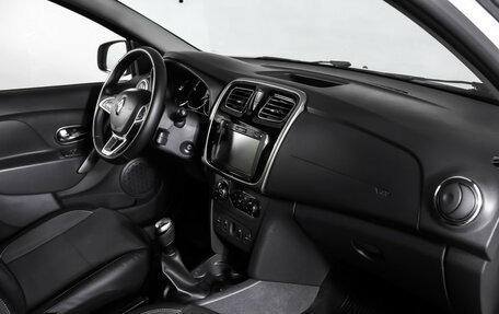 Renault Logan II, 2022 год, 1 345 000 рублей, 11 фотография