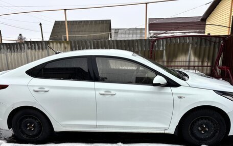 Hyundai Solaris II рестайлинг, 2019 год, 1 100 000 рублей, 5 фотография