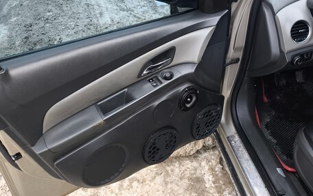 Chevrolet Cruze II, 2010 год, 420 000 рублей, 9 фотография