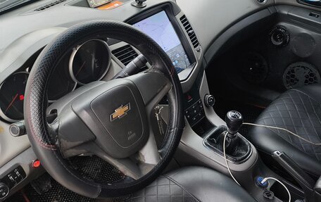 Chevrolet Cruze II, 2010 год, 420 000 рублей, 10 фотография