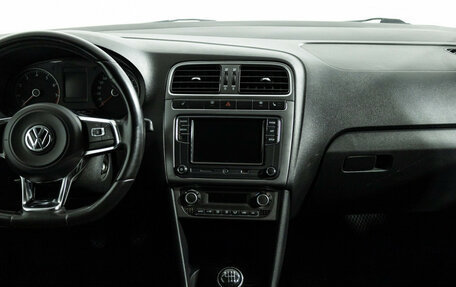 Volkswagen Polo VI (EU Market), 2018 год, 999 585 рублей, 14 фотография