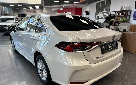 Toyota Corolla, 2020 год, 1 990 000 рублей, 3 фотография