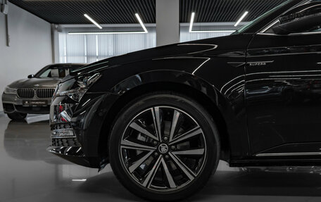 Skoda Superb III рестайлинг, 2025 год, 3 425 000 рублей, 23 фотография