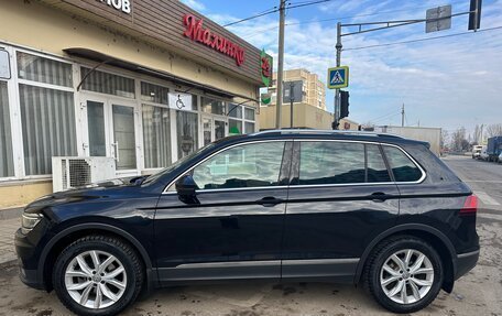 Volkswagen Tiguan II, 2017 год, 2 000 000 рублей, 2 фотография