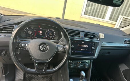 Volkswagen Tiguan II, 2017 год, 2 000 000 рублей, 6 фотография