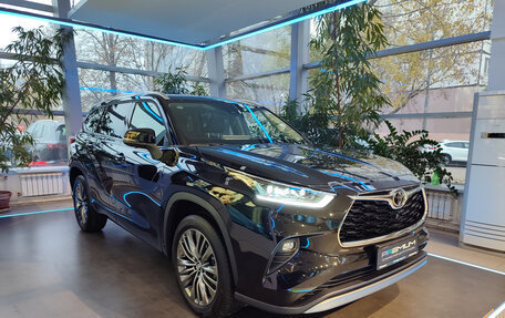 Toyota Highlander, 2025 год, 5 690 000 рублей, 4 фотография