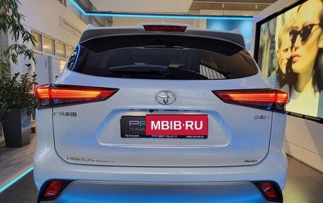 Toyota Highlander, 2025 год, 5 690 000 рублей, 10 фотография