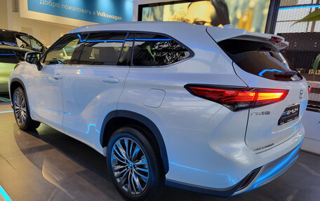 Toyota Highlander, 2025 год, 5 690 000 рублей, 12 фотография