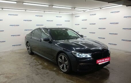 BMW 7 серия, 2017 год, 3 623 920 рублей, 2 фотография