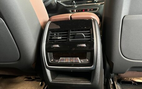 BMW X7, 2025 год, 17 000 000 рублей, 17 фотография