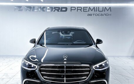 Mercedes-Benz S-Класс, 2024 год, 18 000 000 рублей, 4 фотография