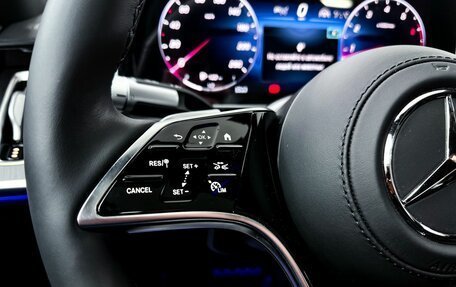 Mercedes-Benz S-Класс, 2024 год, 18 000 000 рублей, 16 фотография