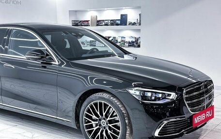 Mercedes-Benz S-Класс, 2024 год, 18 000 000 рублей, 3 фотография