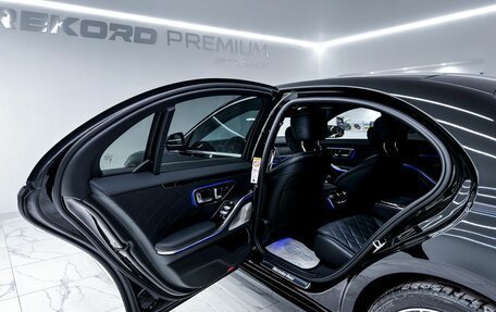 Mercedes-Benz S-Класс, 2024 год, 18 000 000 рублей, 29 фотография