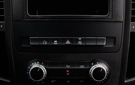 Mercedes-Benz Vito, 2017 год, 3 599 000 рублей, 16 фотография