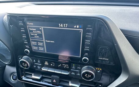 Toyota Highlander, 2021 год, 5 400 000 рублей, 9 фотография