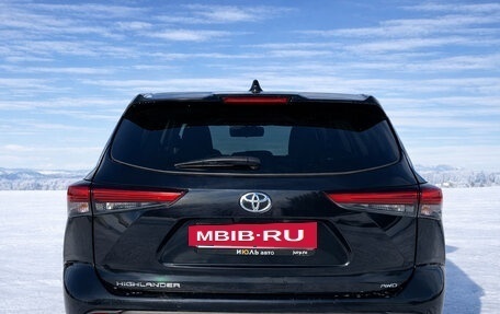 Toyota Highlander, 2021 год, 5 400 000 рублей, 5 фотография