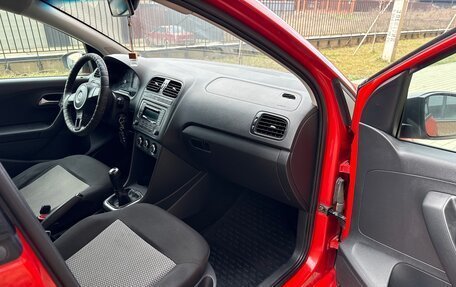 Volkswagen Polo VI (EU Market), 2010 год, 500 000 рублей, 12 фотография