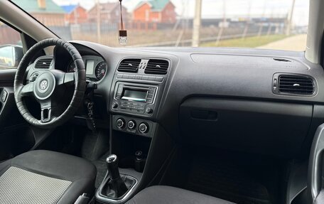 Volkswagen Polo VI (EU Market), 2010 год, 500 000 рублей, 13 фотография