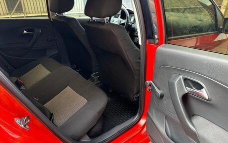 Volkswagen Polo VI (EU Market), 2010 год, 500 000 рублей, 14 фотография