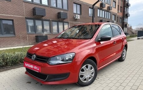 Volkswagen Polo VI (EU Market), 2010 год, 500 000 рублей, 2 фотография