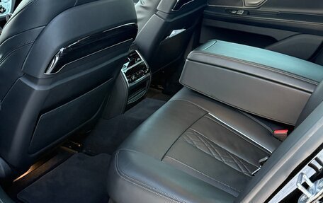 BMW 7 серия, 2018 год, 4 530 000 рублей, 12 фотография